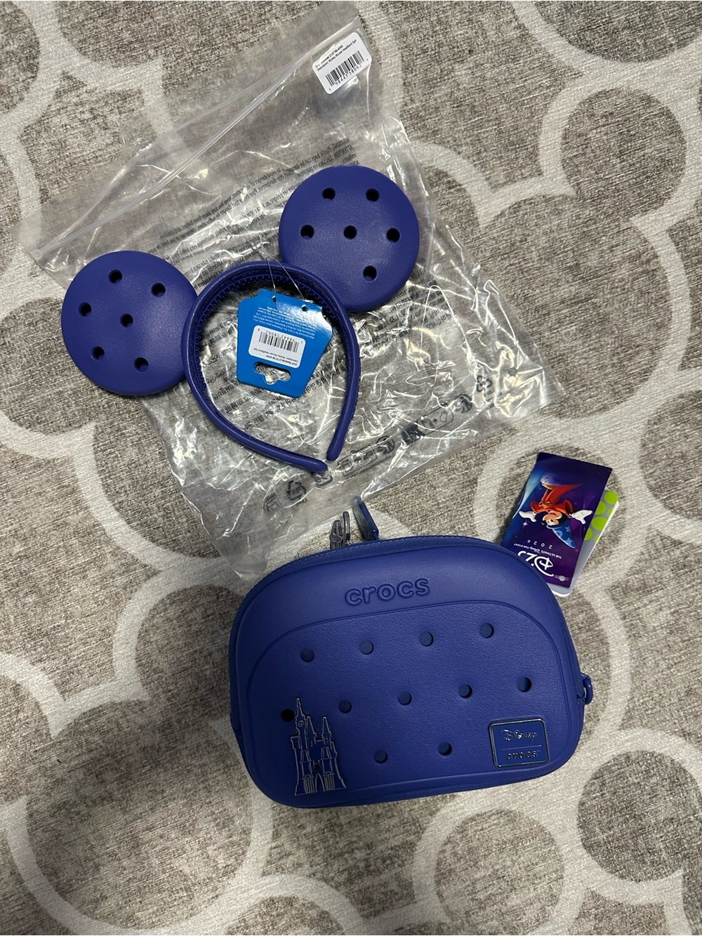 Disney D23 Exclusive Crocs Ears And Body Sling Bag Combo NWT Sapphire set